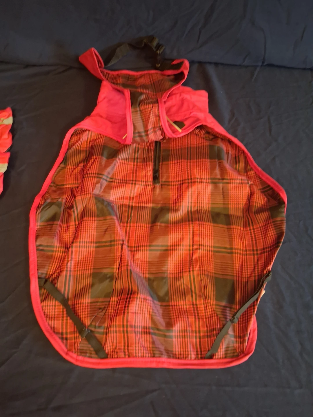 Doggy rain coat and 2 sets of boots - photo 4