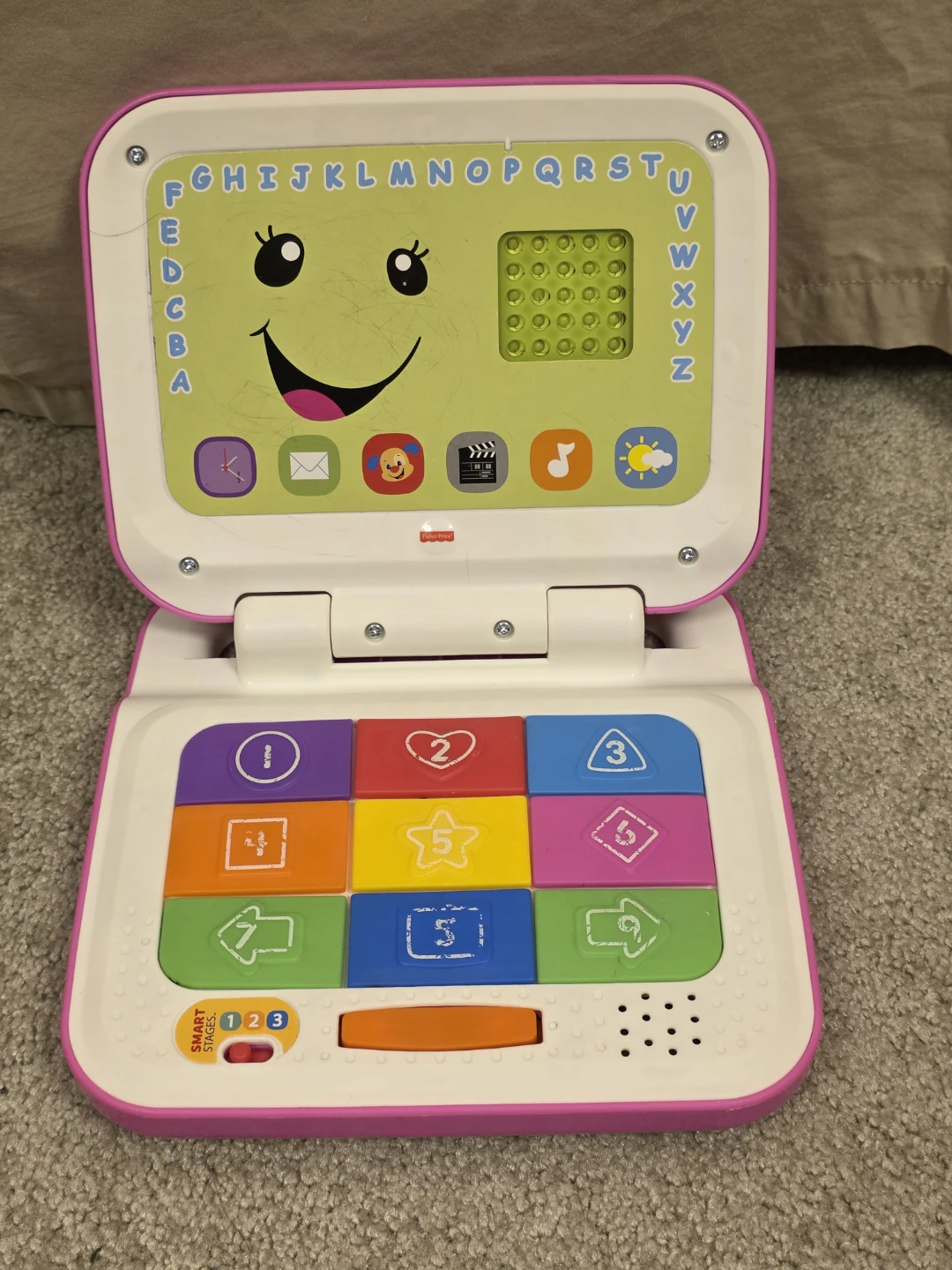 Fisher-Price Laugh & Learn Smart Stages Laptop