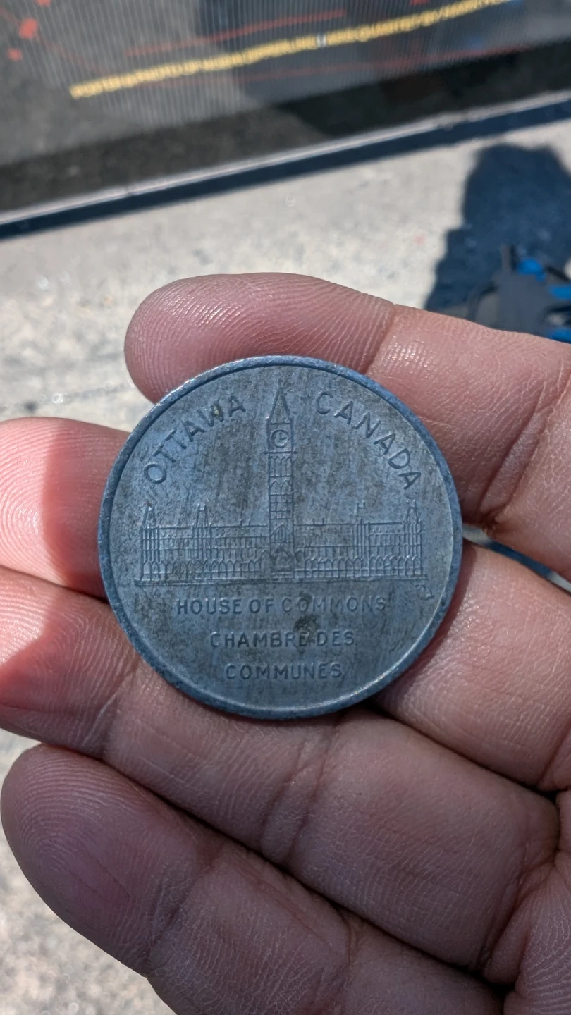 Mackenzie Bowell 1895 Canada Coin - photo 2
