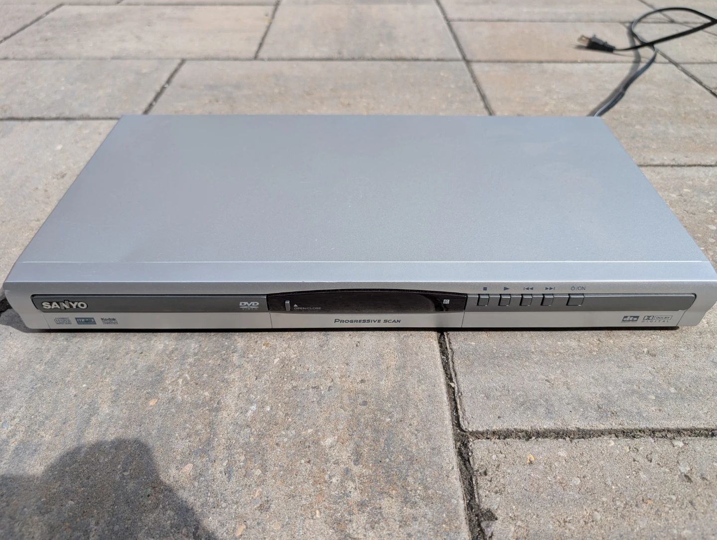 Sanyo DVD Player SL33 Silver - photo 2