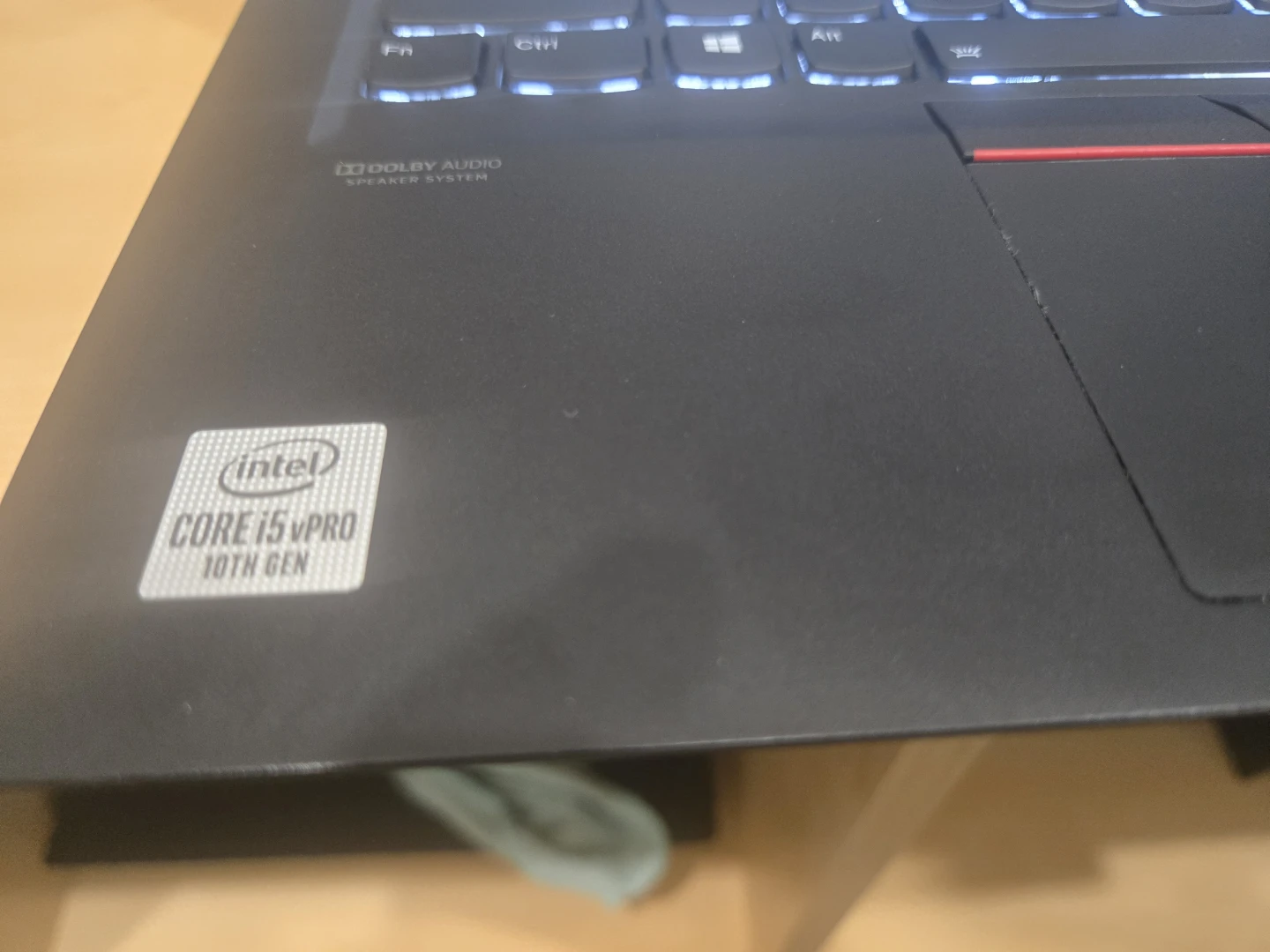 Lenovo ThinkPad T14s Laptop - photo 4