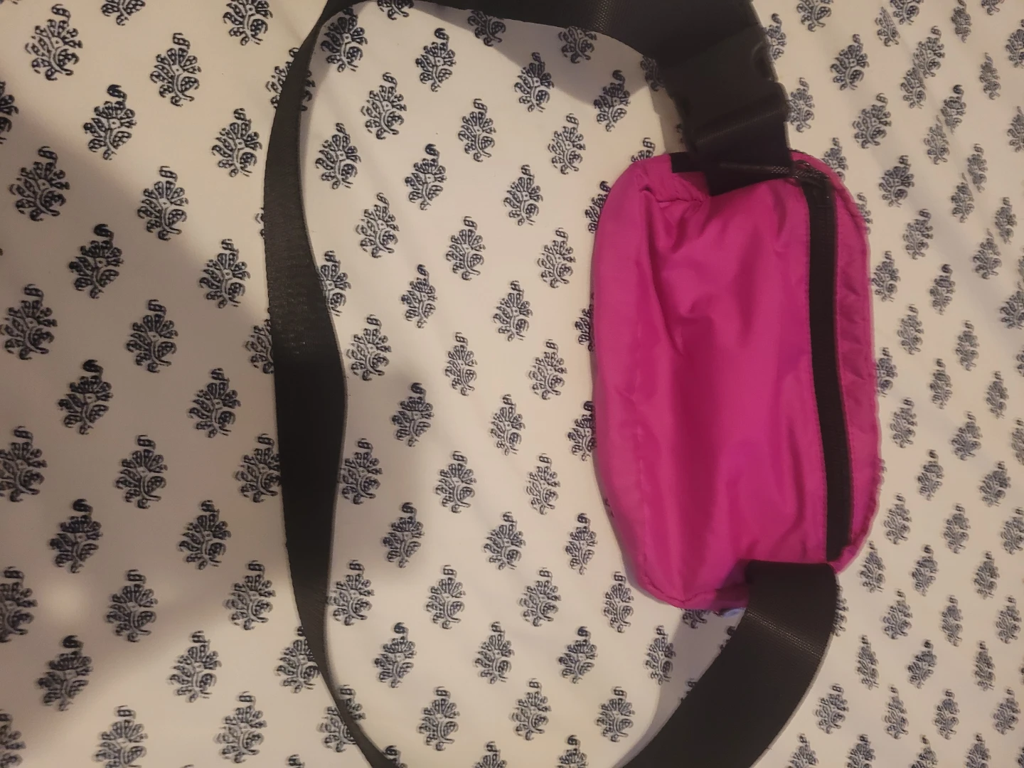 Lululemon Everywhere Belt Bag - Pink - photo 4