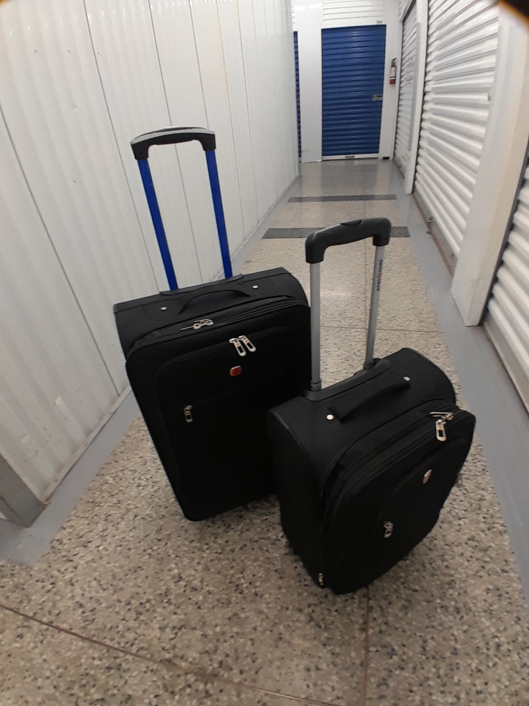 Swiss Gear Luggage Set - Black Size 26x9CM & 21x9 CM - photo 2