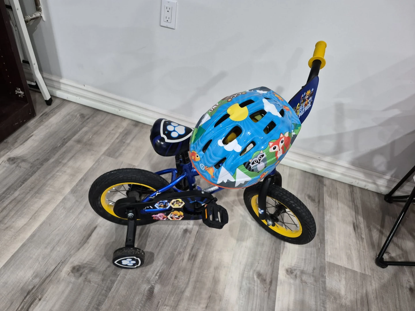 Kids Purple Supercycle Bike with Pink Unicorn Helmet - photo 5