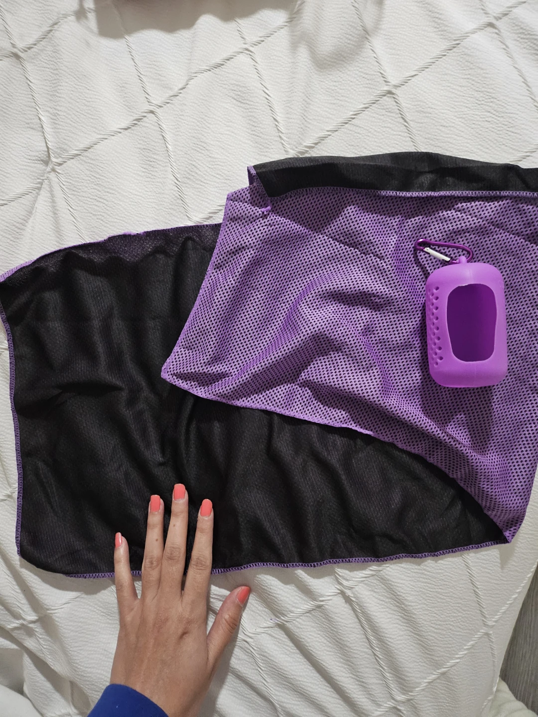 Cooling Towel with Carrying Case