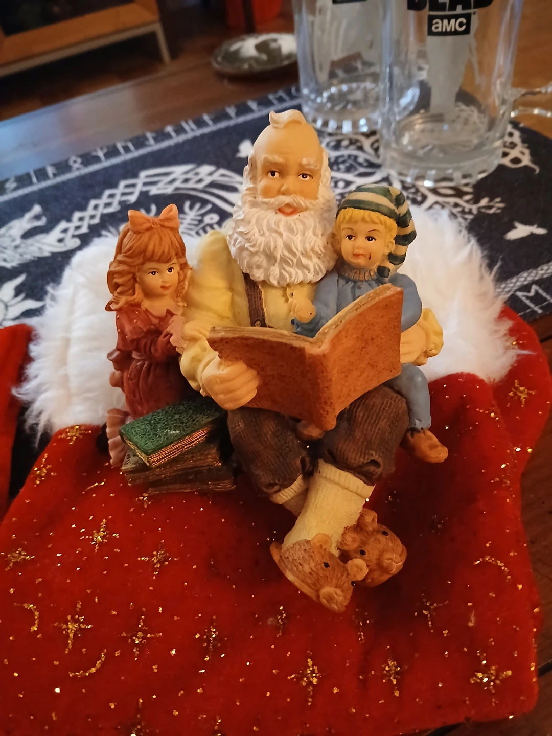 2 vintage Santa clause stocking holders - photo 3