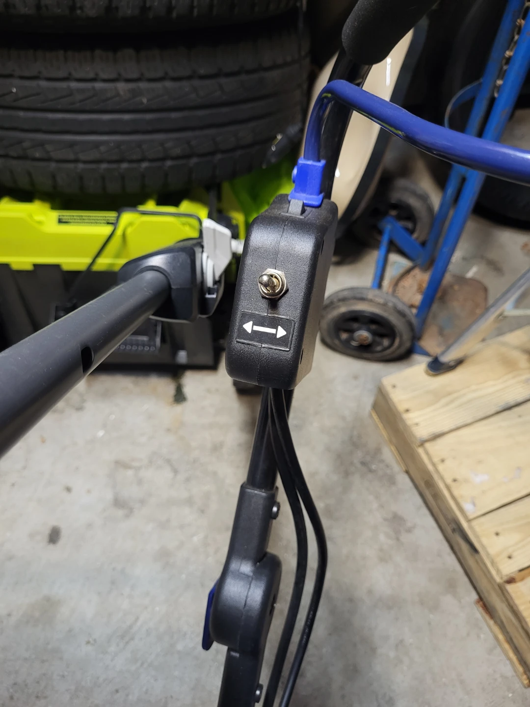 Snow Joe 40-Volt Electric Snow Blower cordless - photo 3