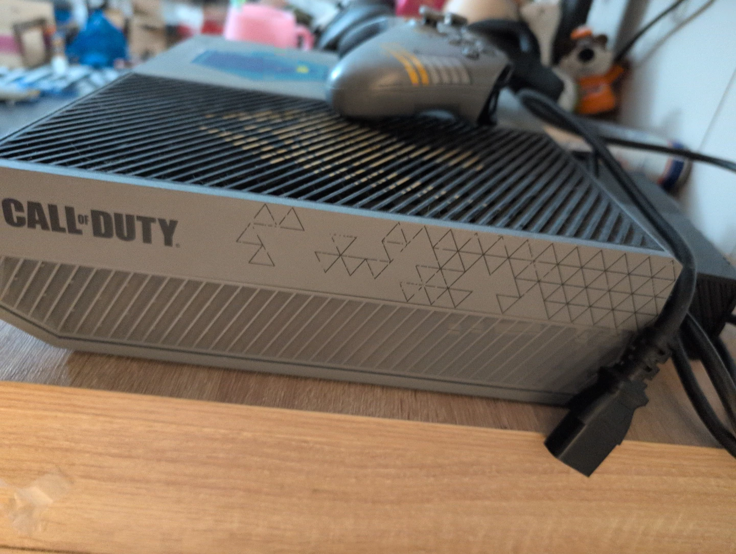 Xbox One S 1TB Console - Advanced Warfare Edition - photo 2