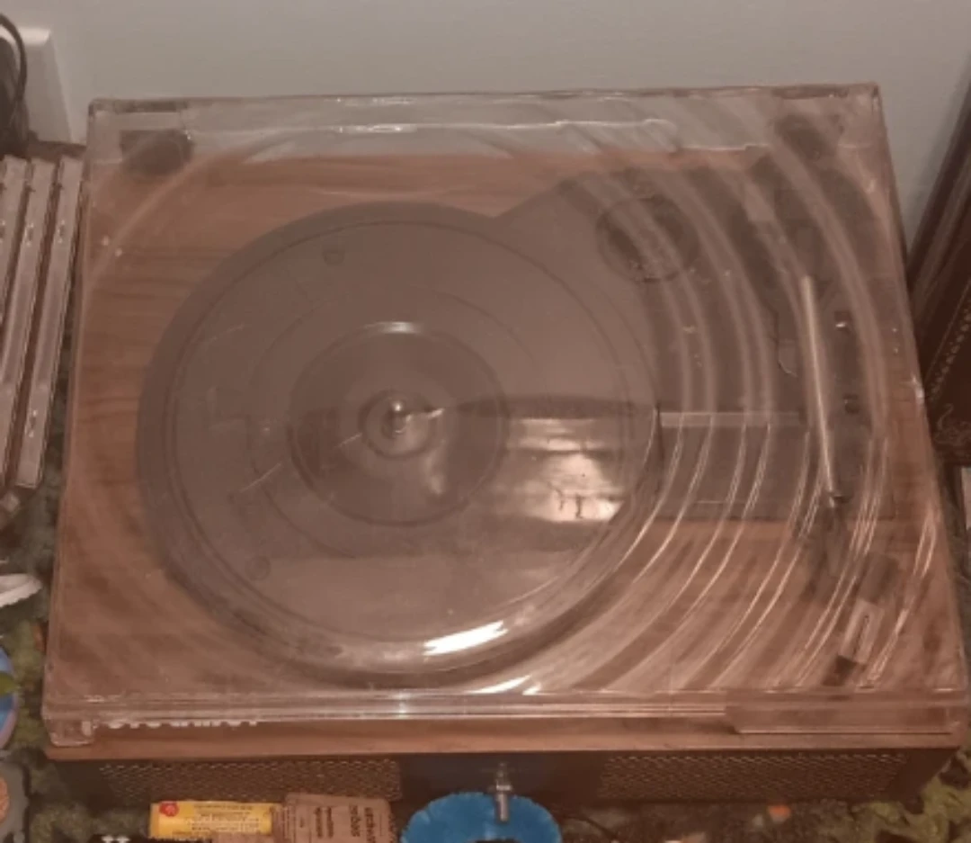 Bluetooth Turntable with Speakers