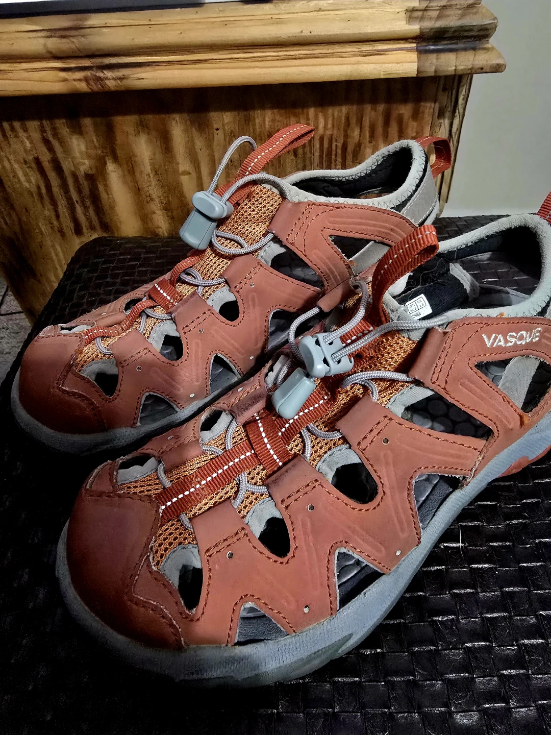 Vasque Women's Water Sandals Size 6M - photo 2