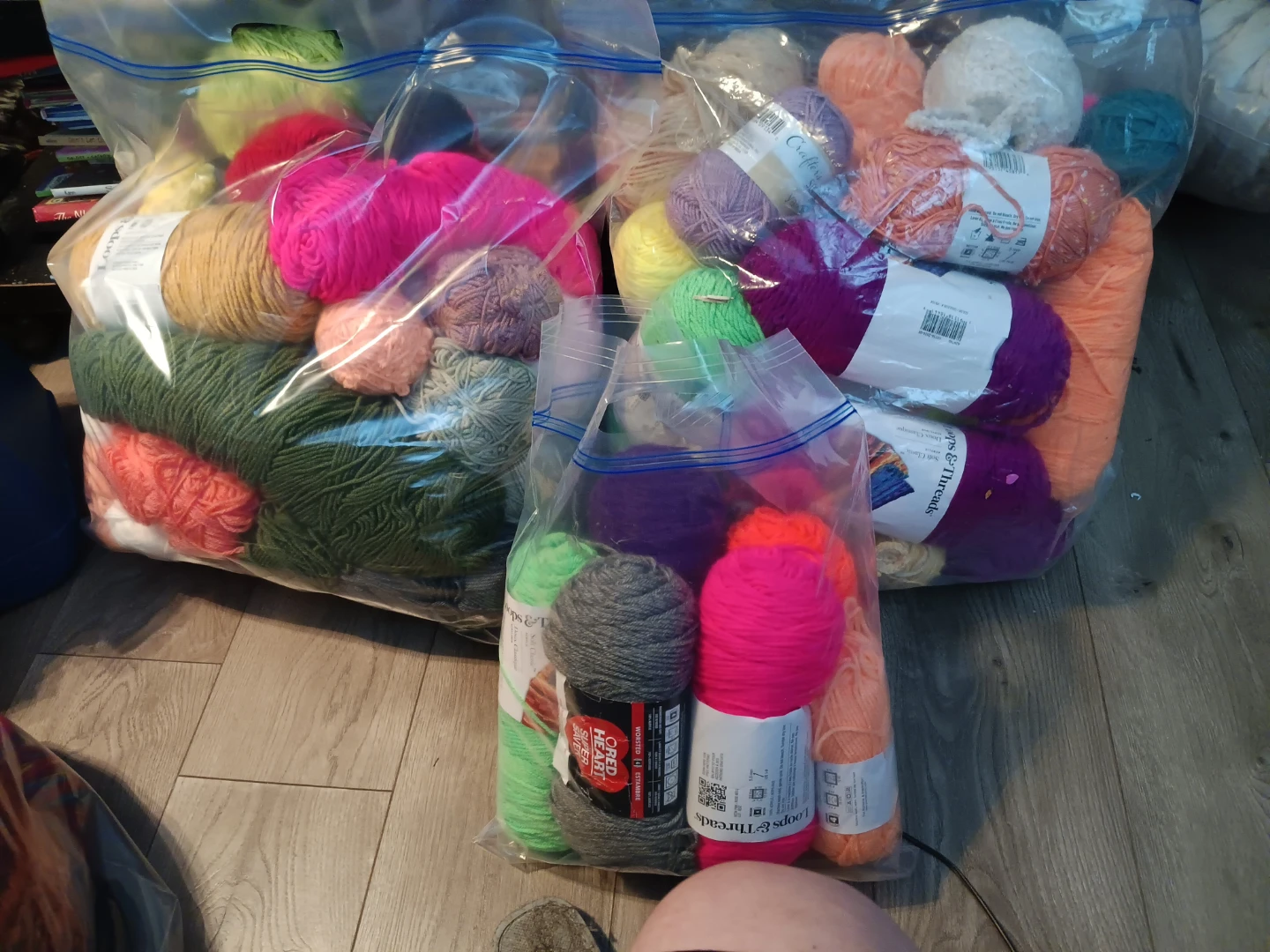 Assorted Yarn Skeins Bundle - photo 2