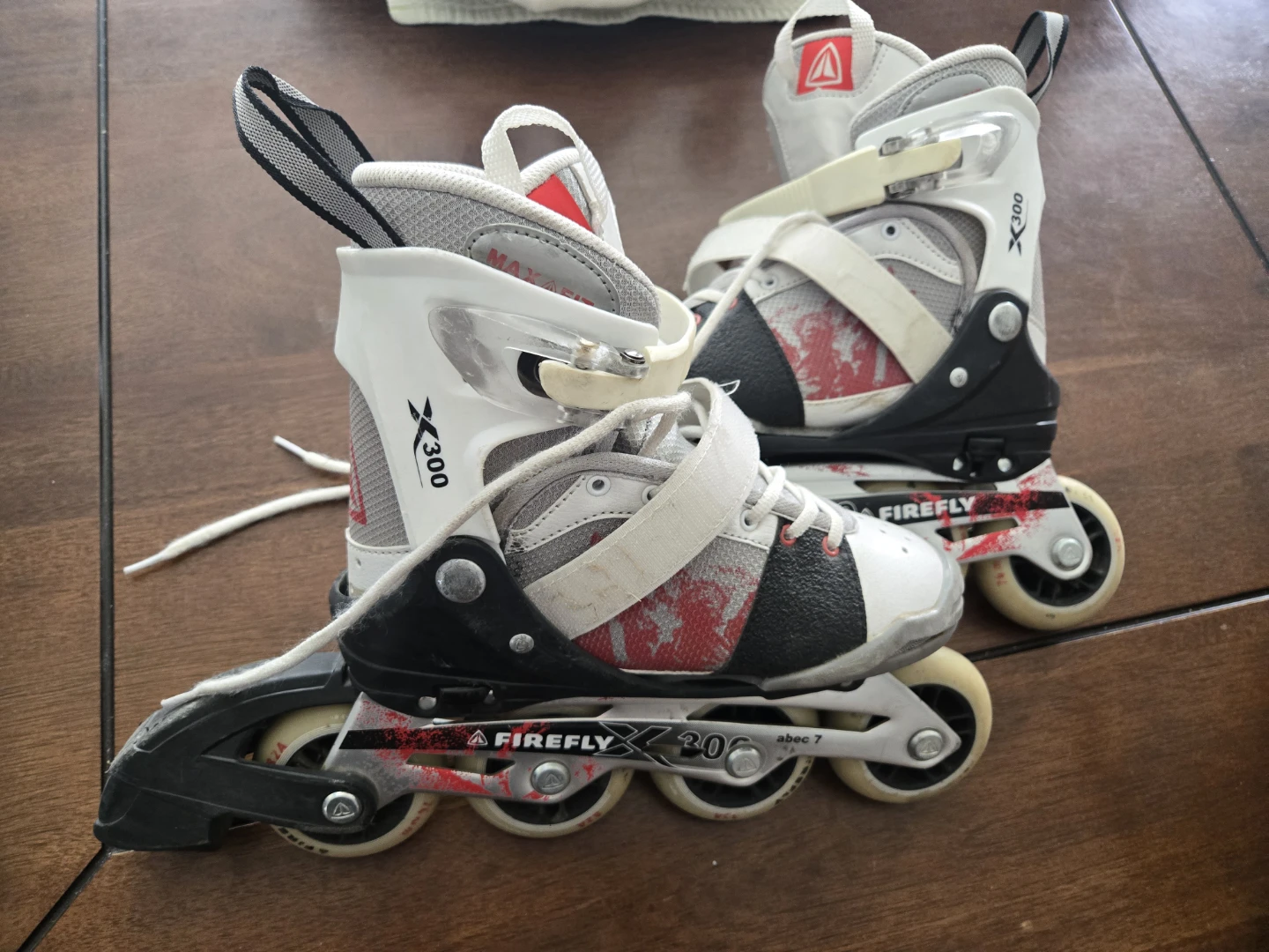 Firefly Inline Skates - Youth Size 2.0-4.5 US - photo 3