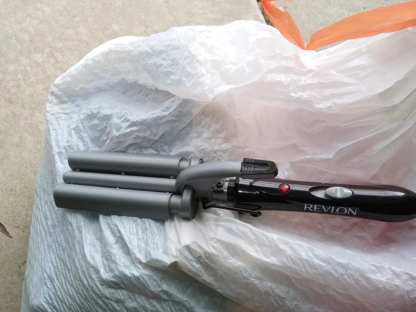 Revlon Waver Iron