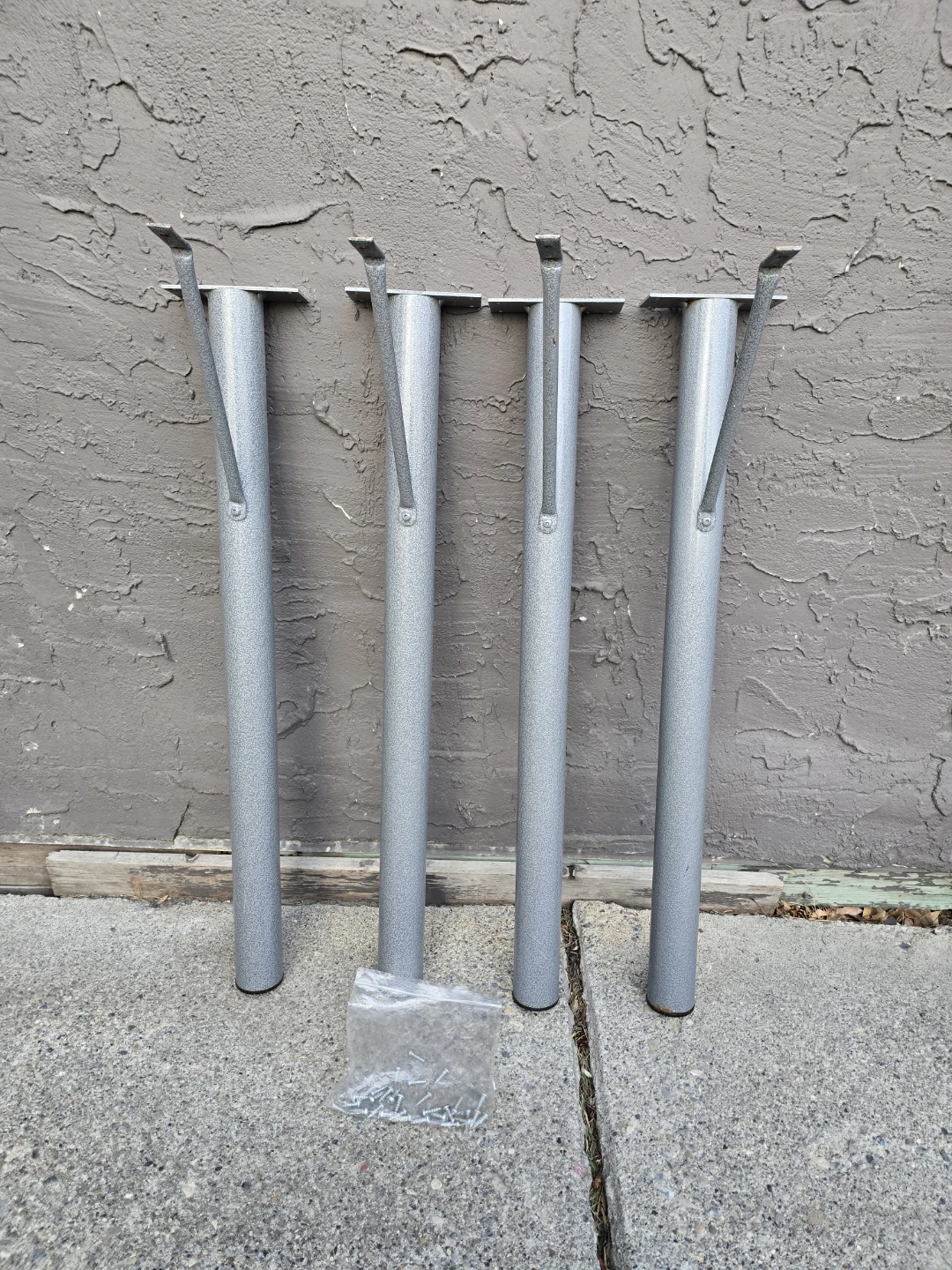 Dinning table legs
