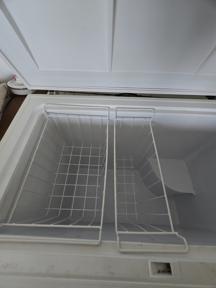 Woods Chest Freezer - photo 4