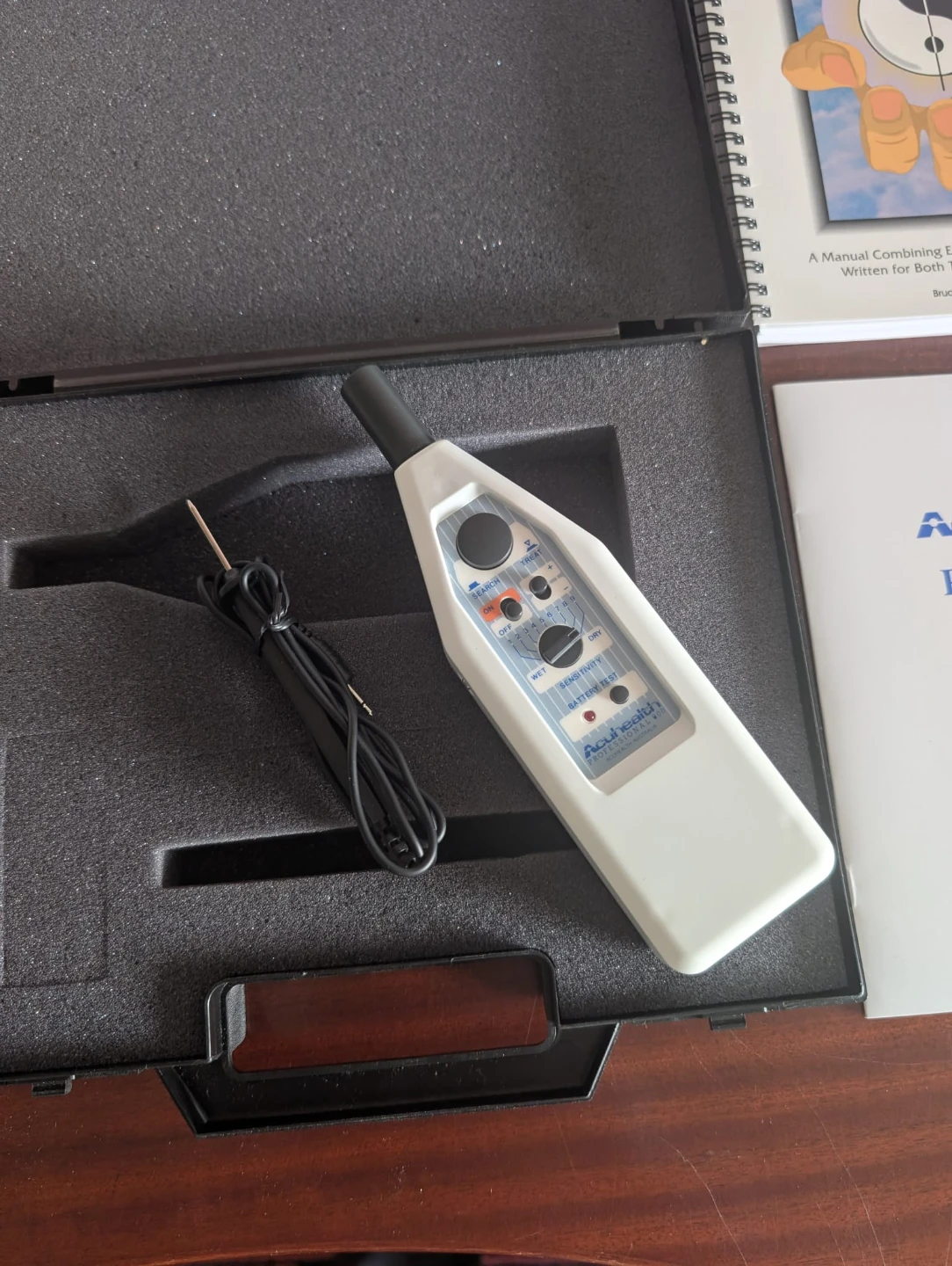 Acuhealth Professional 900 TENS Unit with Manuals - photo 2