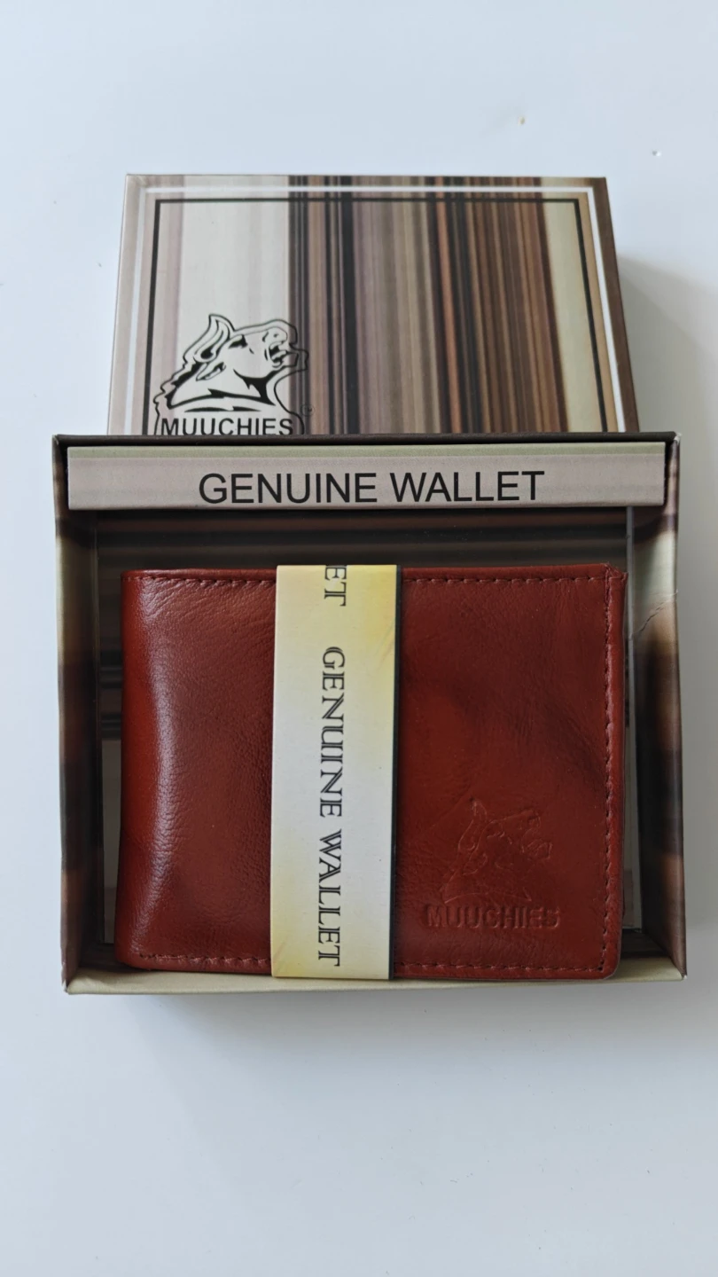 Moochies Genuine Leather Bifold Wallet