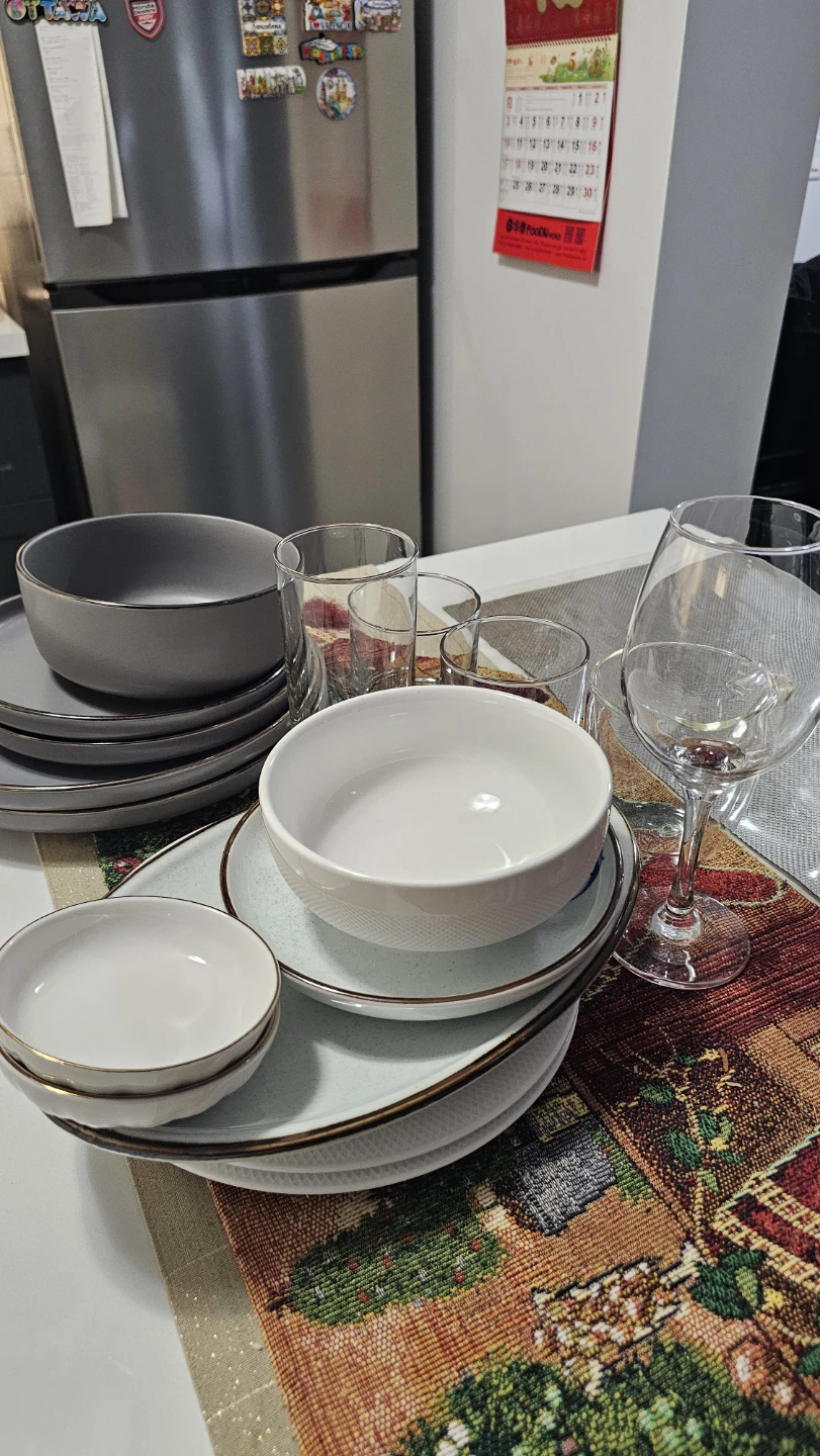 Pickup ASAP - plates, glasses, spoons/forks