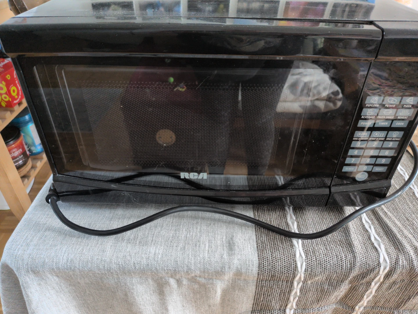 Glitchy RCA microwave