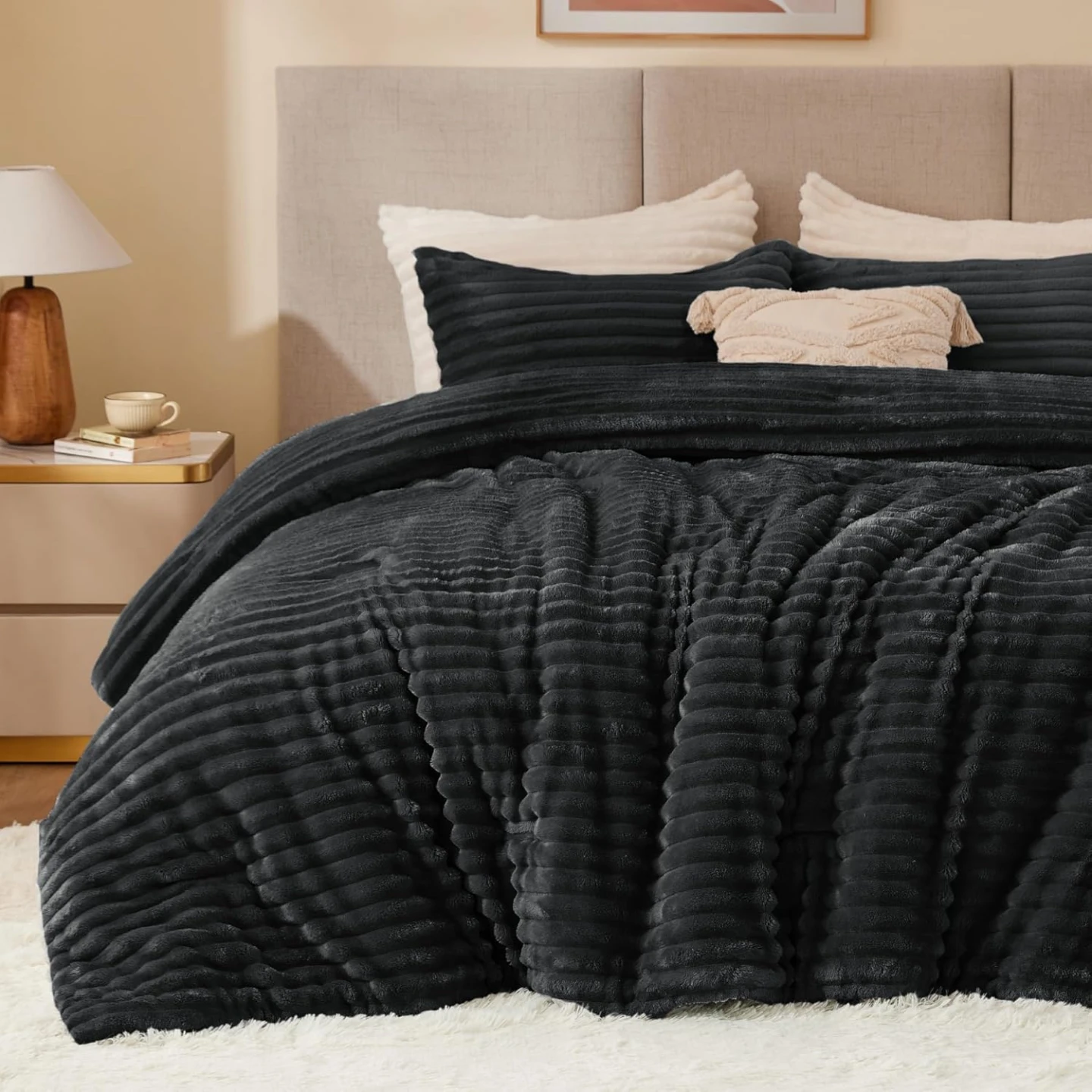 BEDELITE Fleece Queen Comforter Set-Black -Super Soft - photo 3
