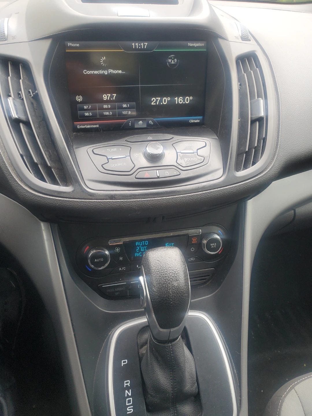Ford Escape SUV - photo 4