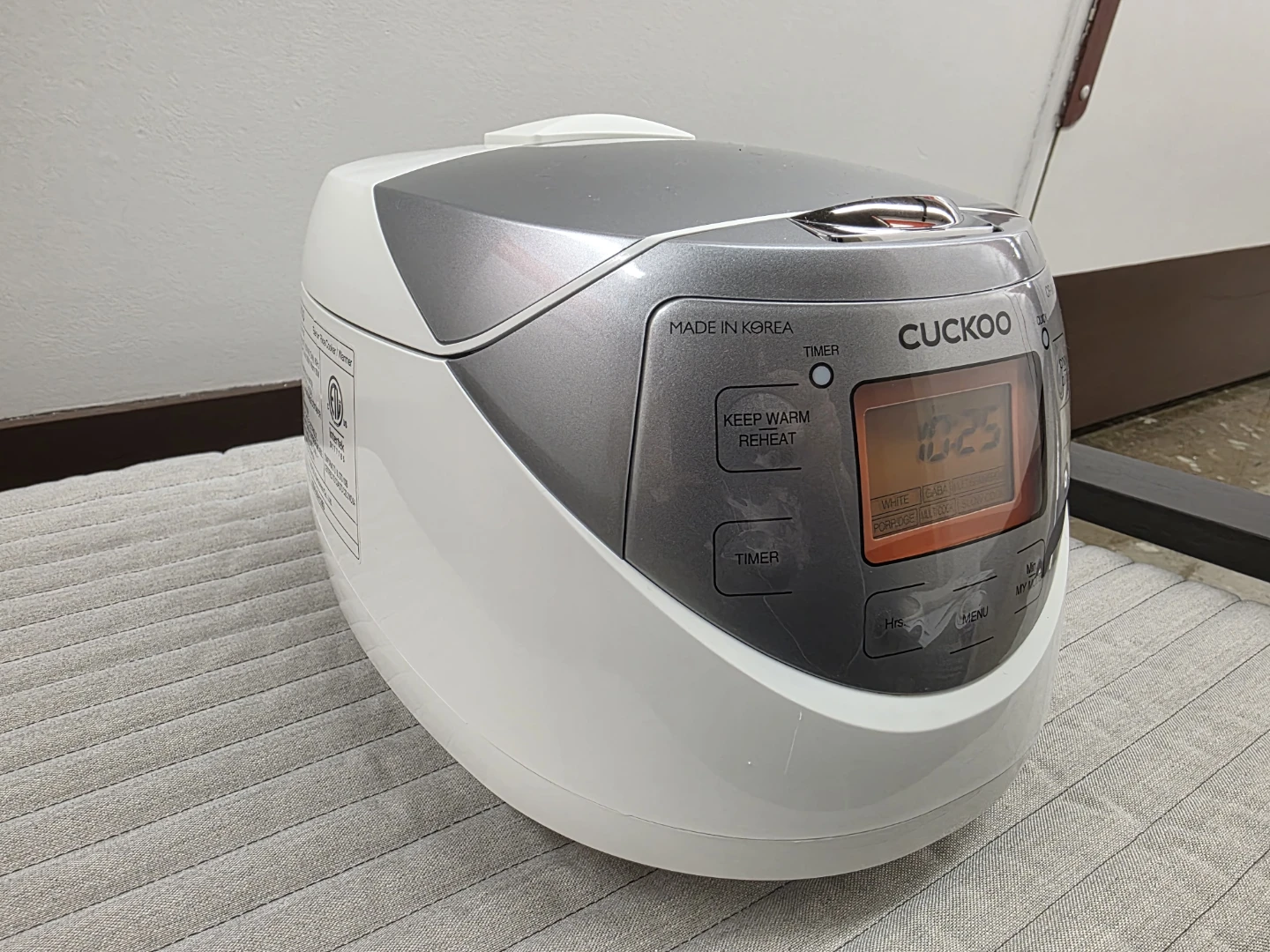 CUCKOO Rice Cooker - photo 2