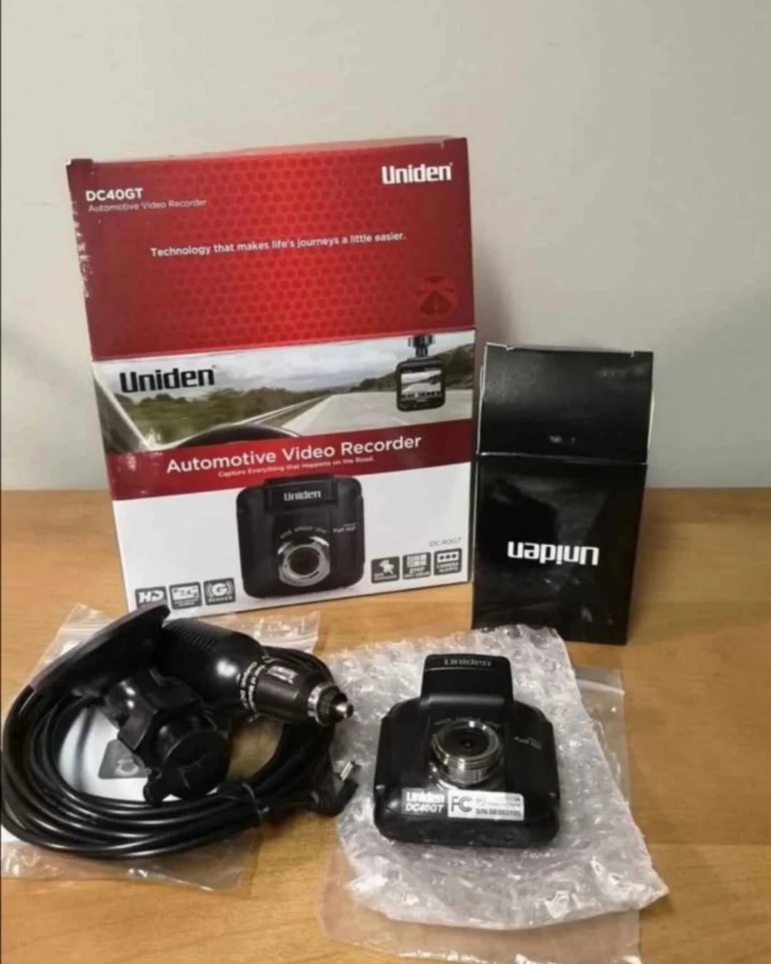 Wide Angle Dash Cam ~ Uniden DC40GT ~ Car, Truck, Van, SUV