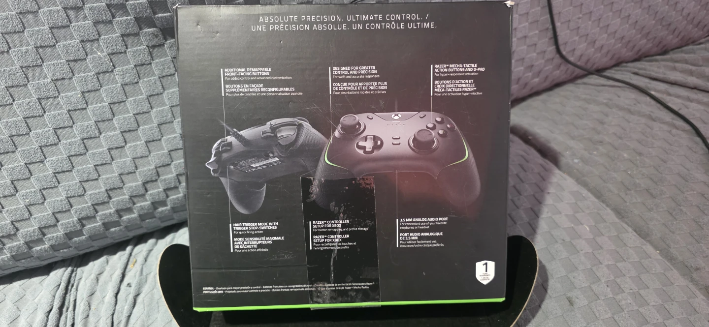 Razer Wolverine V2 Wired Gaming Controller for Xbox - photo 3