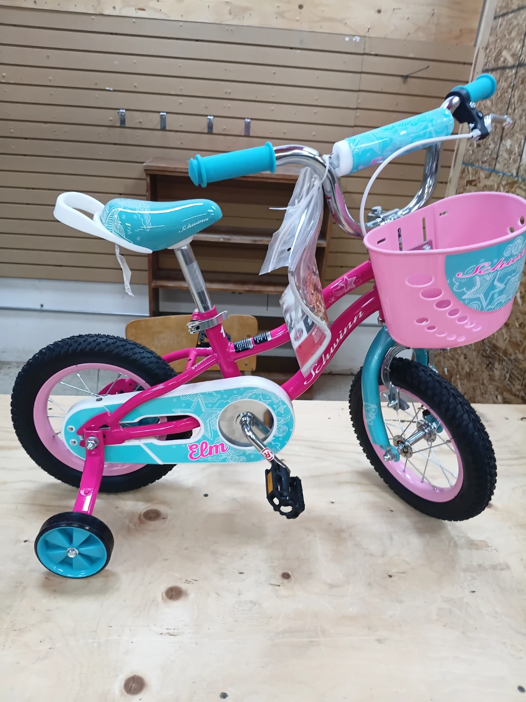 Schwinn Elm Kids Bike - Pink/Teal