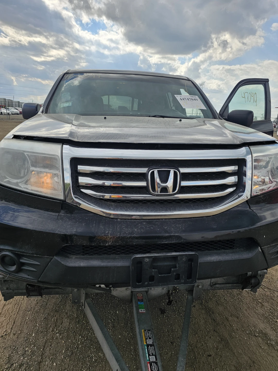Black Honda Pilot SUV