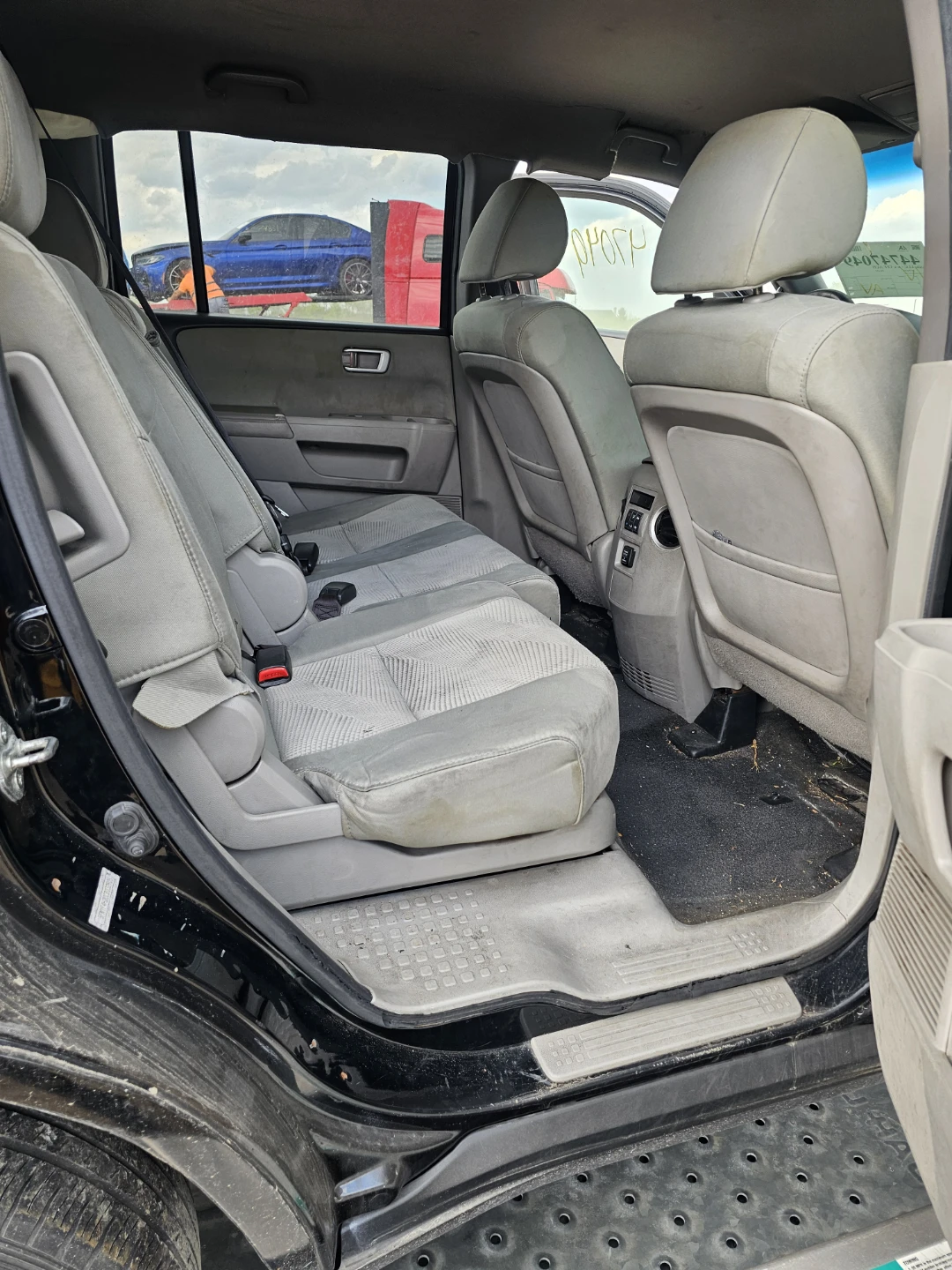 Black Honda Pilot SUV - photo 2