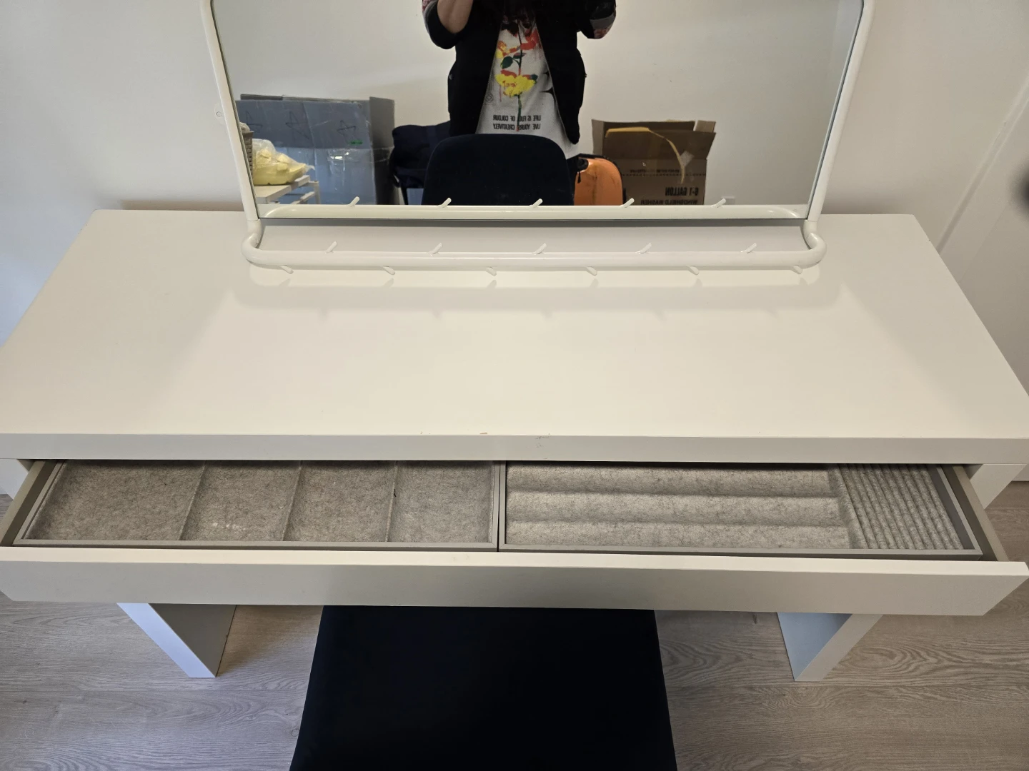 White Vanity Table with Mirror and Drawer