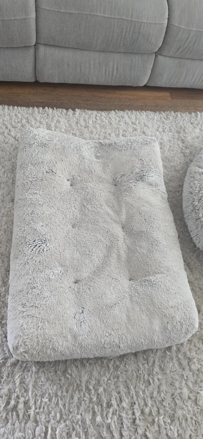 Plush Pet Bed Set - photo 2