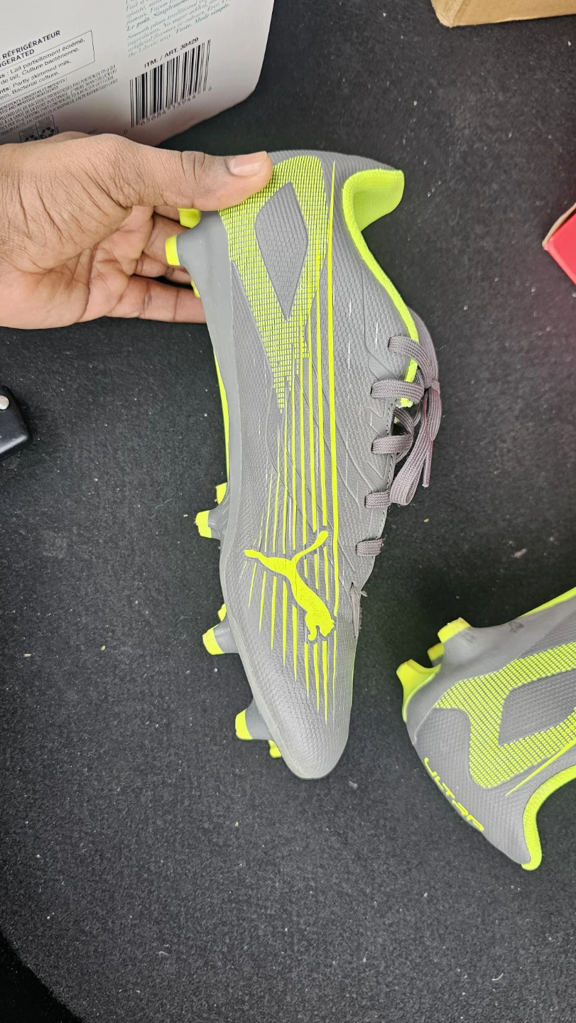 Puma Ultra Soccer Cleats Youth Size 7 - photo 2