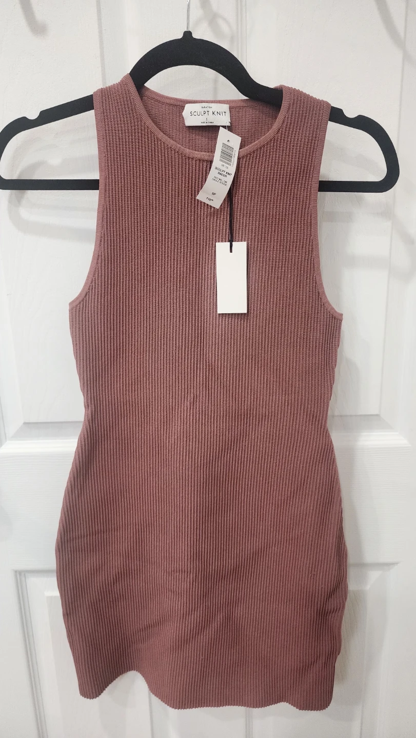 Babaton Sculpt Knit Racer Tank Top - Dusty Rose, Size S - photo 2