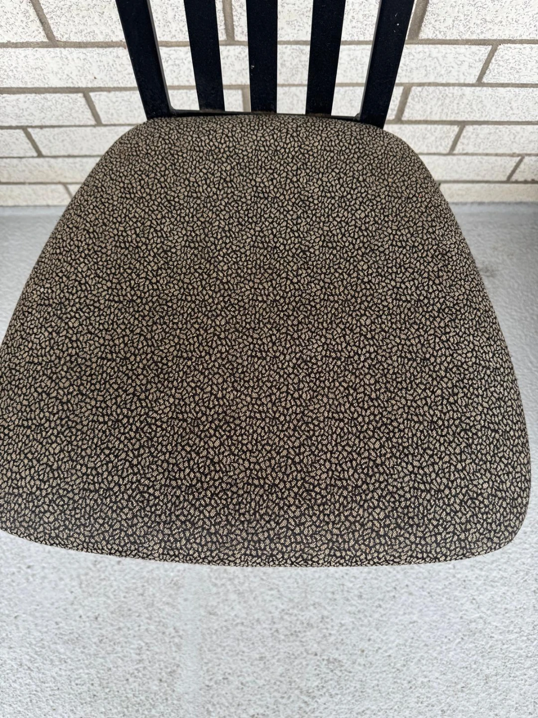 Set of 2 Black Metal Dining Chairs with Patterned Seats - photo 2