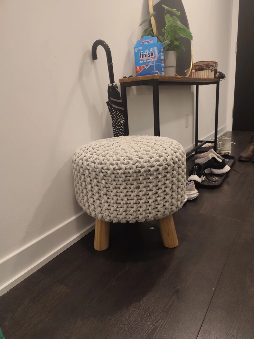Round Knit Pouf Ottoman with Wooden Legs - photo 2