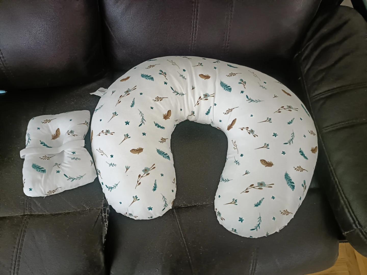 Boppy Nursing Pillow with Infant Support
