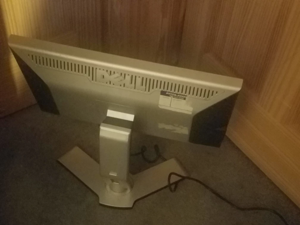 Dell LCD Monitor - photo 2