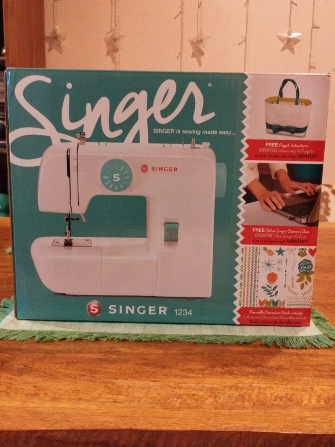 Singer 1234 Sewing Machine