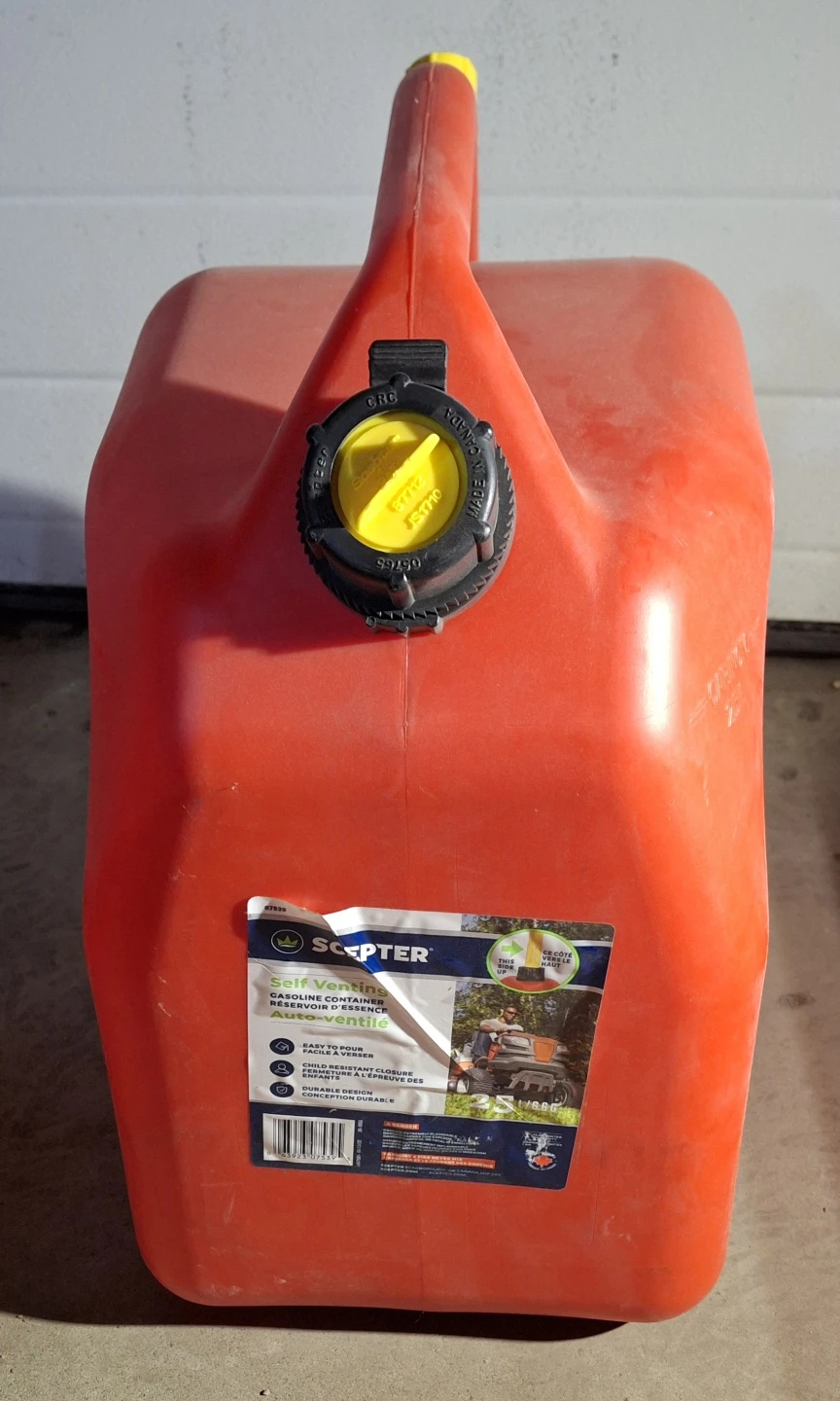 25 liter gas cans (2)