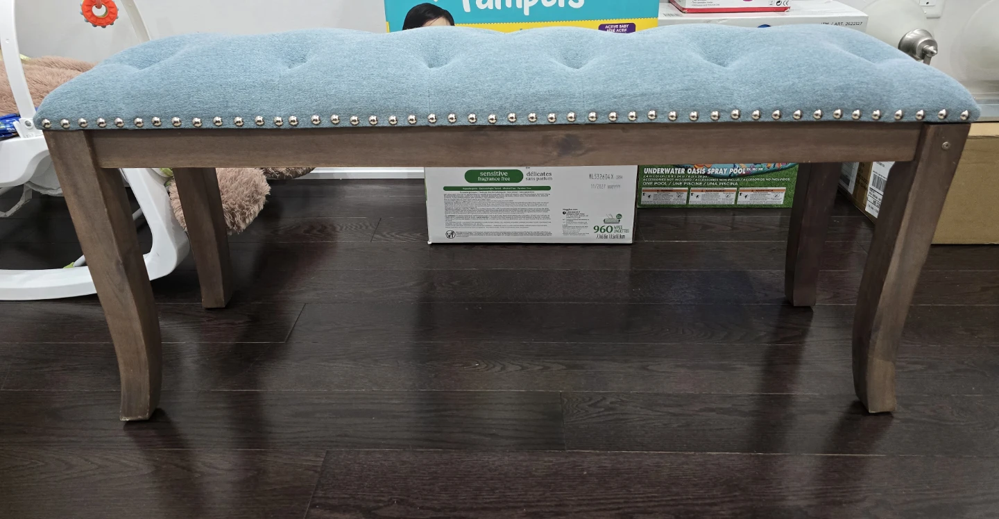 Entryway bench