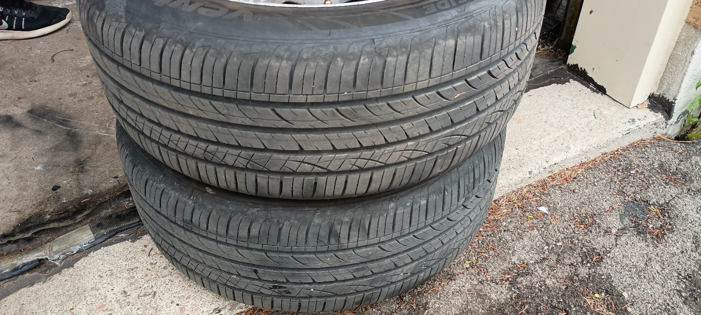 BMW Alloy Wheel with Continental Tire - photo 5