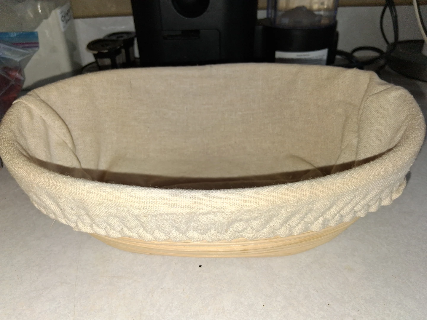 2 round 1 oval proofing bowls. - photo 2