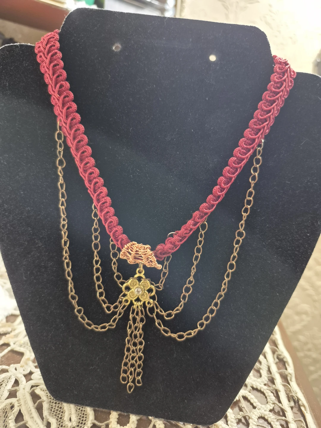 Handmade Beaded Necklace - photo 3