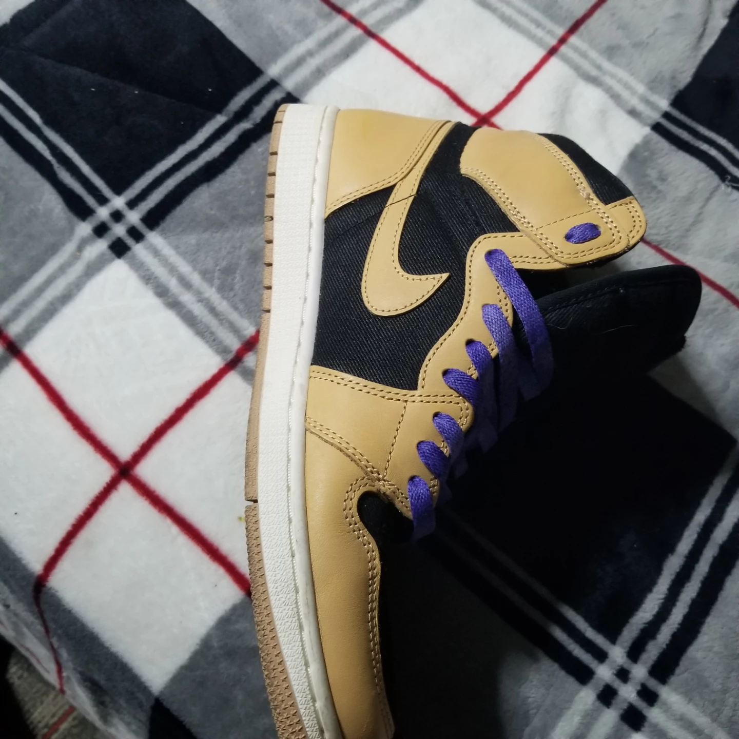 Jordan 1 High Sneakers - Tan, Black & Purple Laces - photo 2