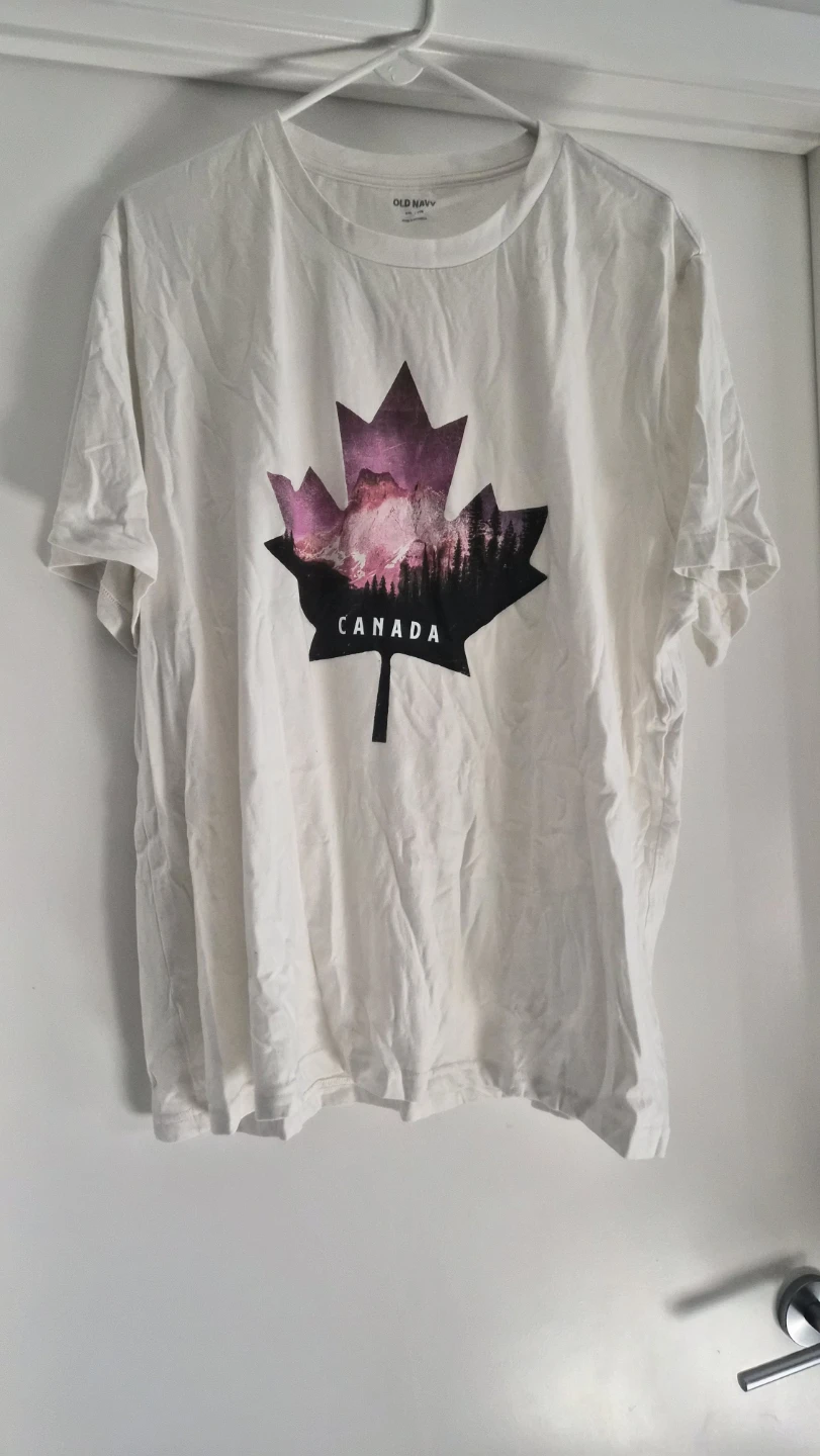 Canada Day tshirt XXL