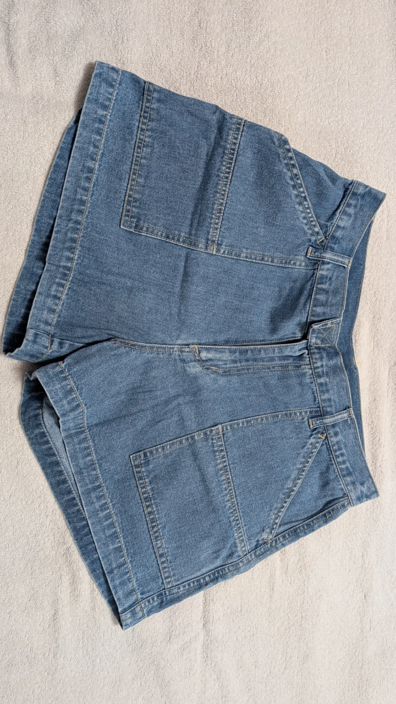 Dynamite Denim Shorts Size 11