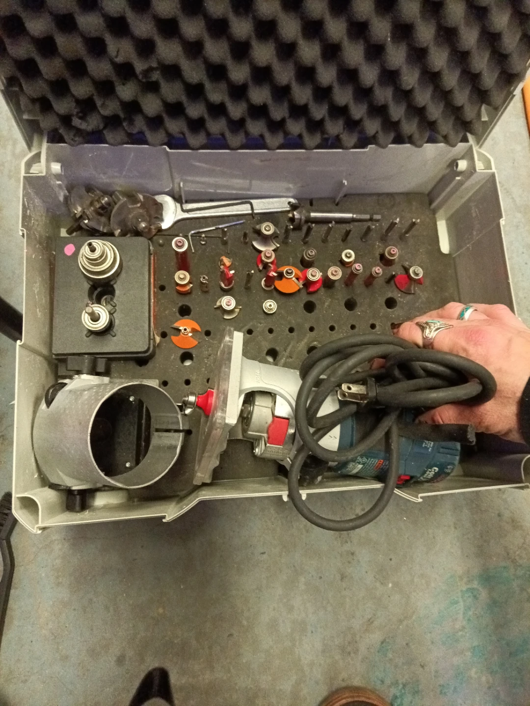 Bosch Colt Electronic Variable-Speed Palm Router - photo 3
