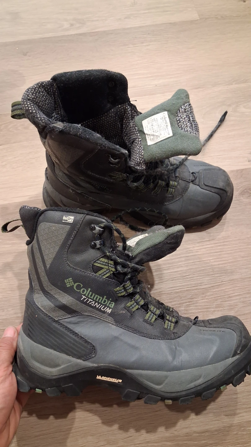Columbia Titanium Men's Hiking Boots - photo 2